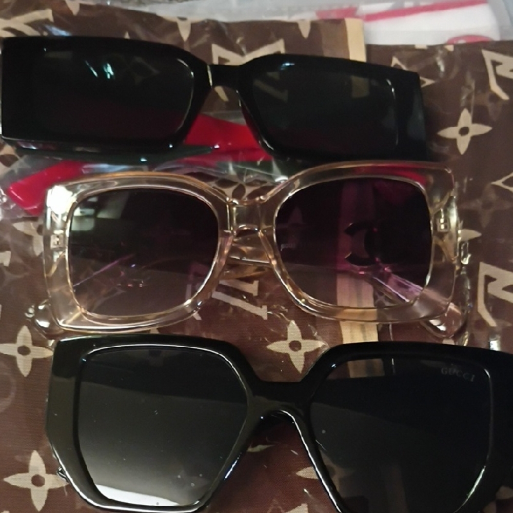 Source Unknown Black and Gold Sunglasses Trio
